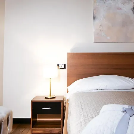 Casa Del Pittore - Elegante Del 1200 - Centro Storico Appartamento