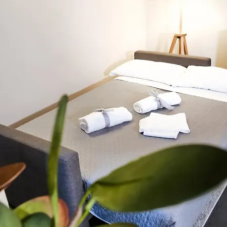 Casa Del Pittore - Elegante Del 1200 - Centro Storico * Como